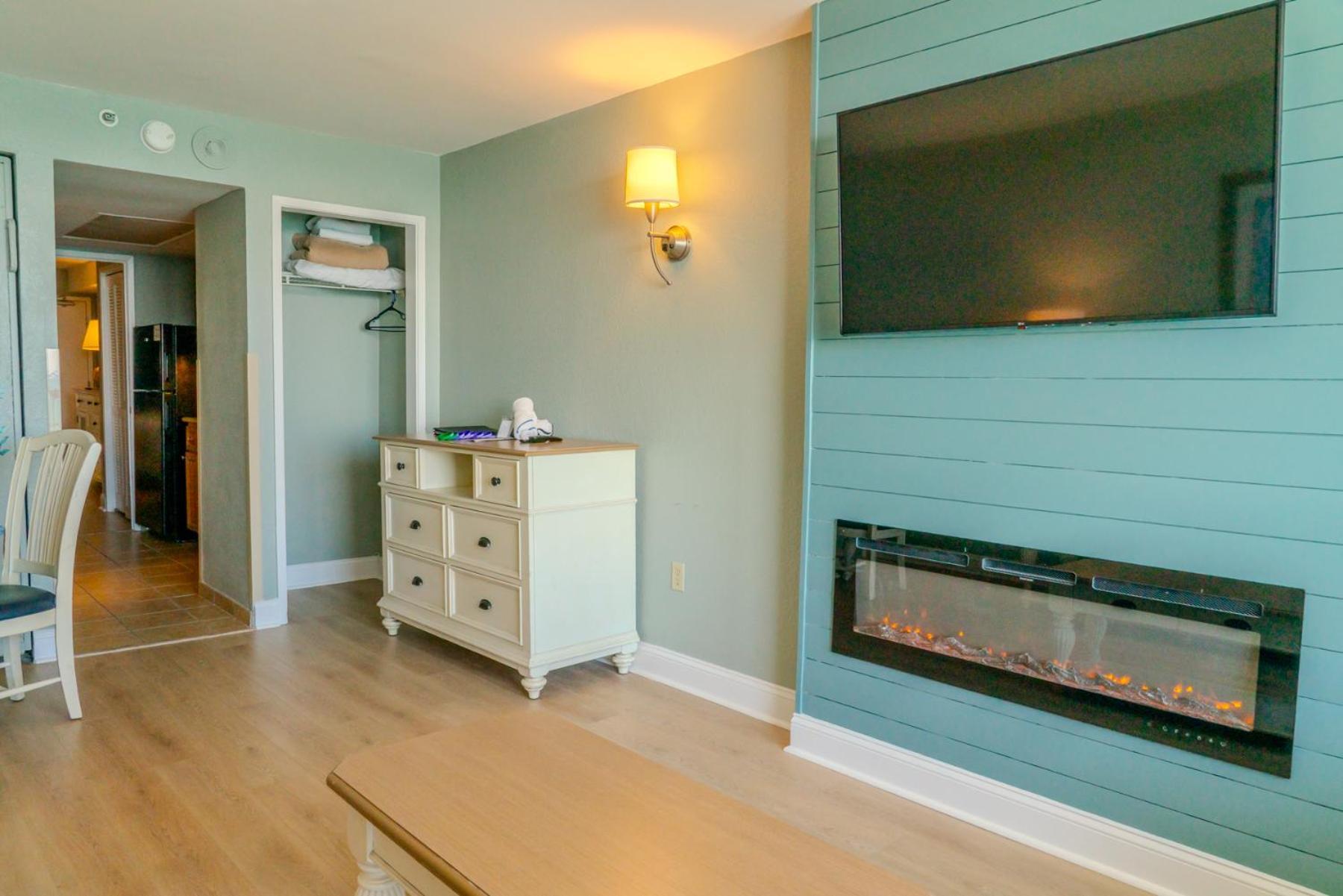Oceanfront 1Br Suite! Perfect For 8 Guests!- Pinnacle Tower 1456 Миртъл Бийч Екстериор снимка